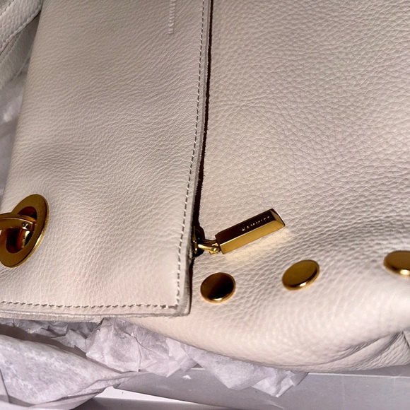 Hammitt VIP MONTANA MED (CALLA LILLY WHITE) - Picture 5 of 8